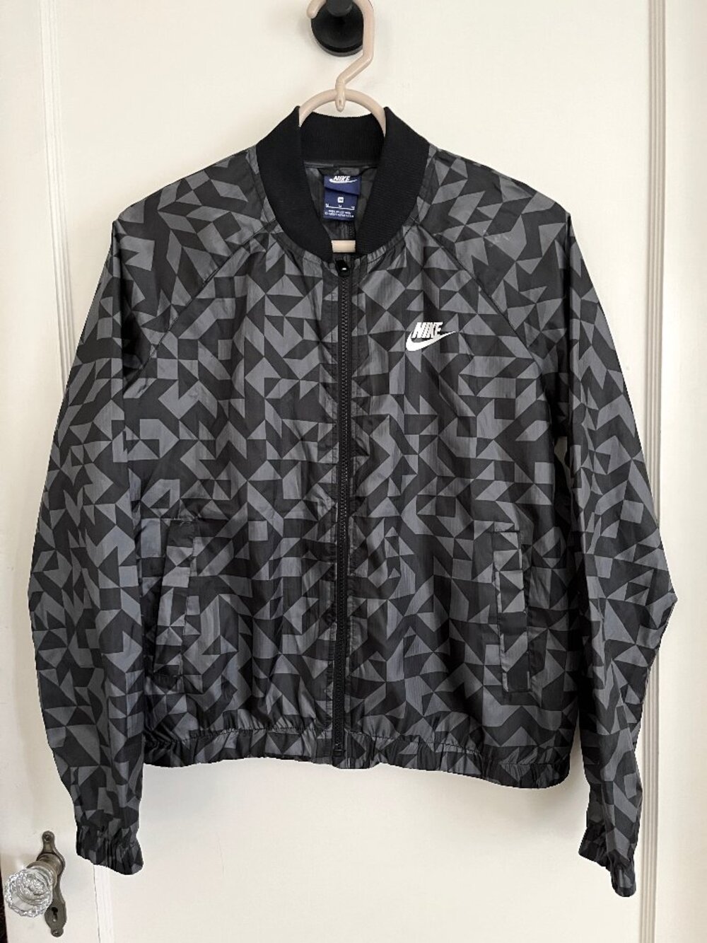 NIKE WOMENS AS W NSW STREET WVN JKT Jacket 829729-010_Size M_NWT
